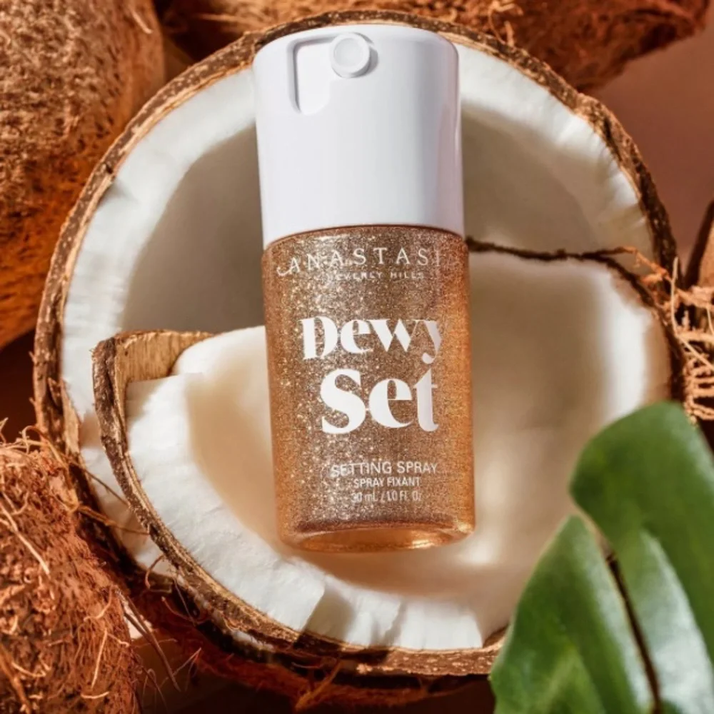 New Anastasia Dewy Set setting spray